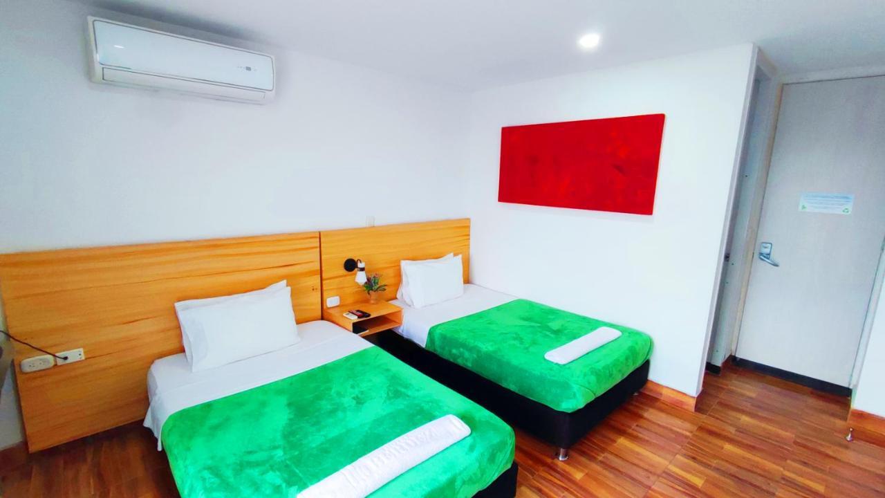 Hotel Berdez Neiva  Esterno foto